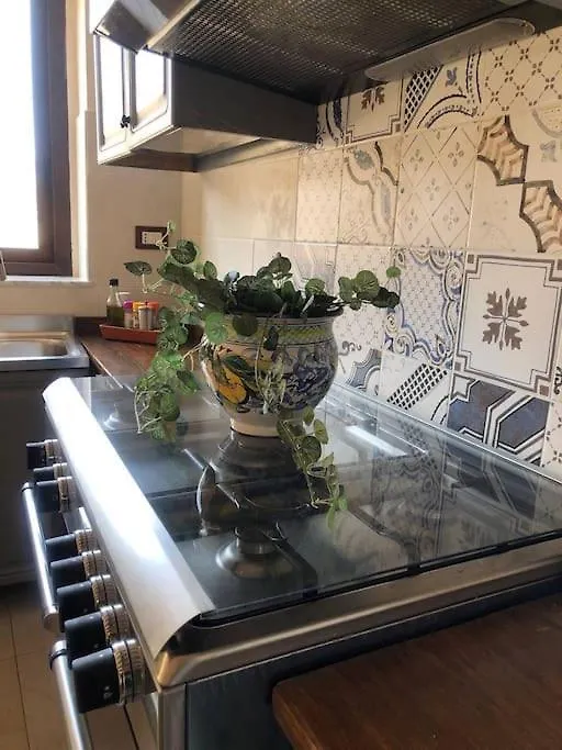 Il Mandorlo Villa Naro 0*,  Italy